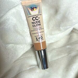 IT Cosmetics NUDE GLOW CC CREAM - medium